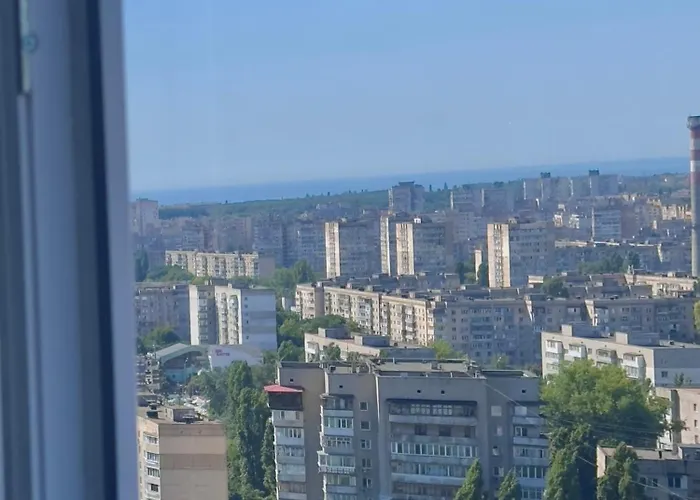 на фонтане *